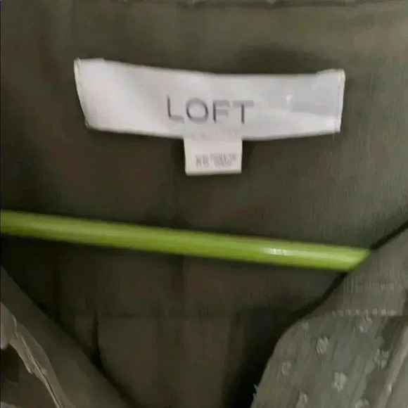 LOFT Women's Olive Green Blouse - Picture 2 of 6